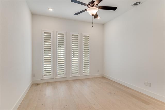 Building Photo - 1071 Marian Dr