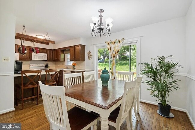 Building Photo - 202 Tinker Dr