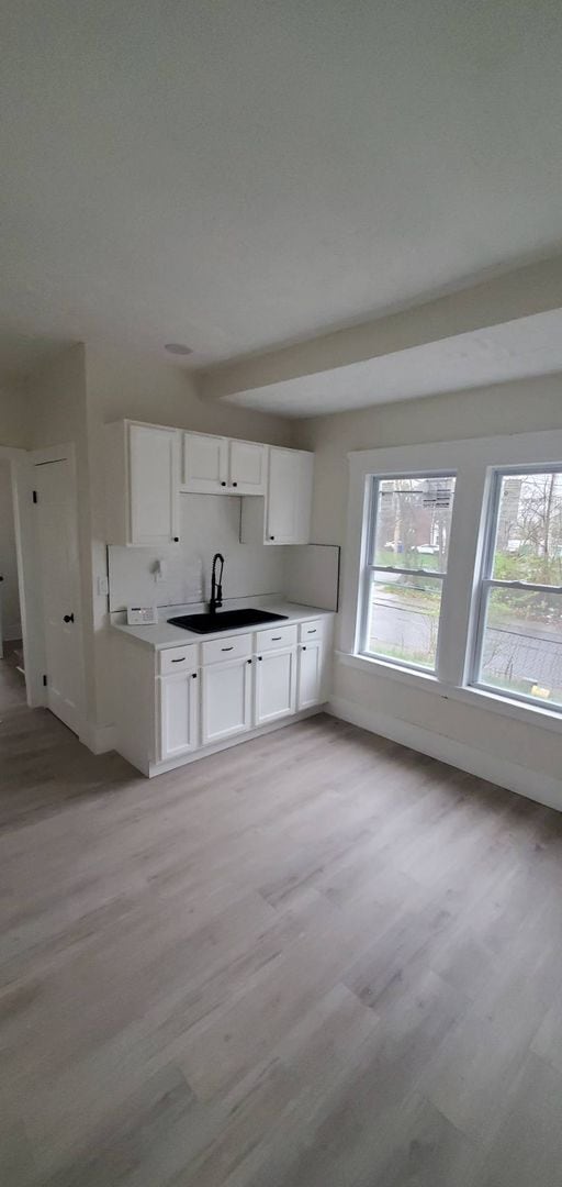 Building Photo - 9703 Elwell Ave