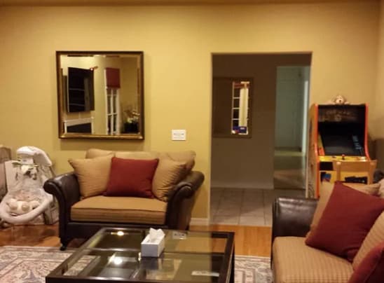 LR - 222 S Hamilton Dr