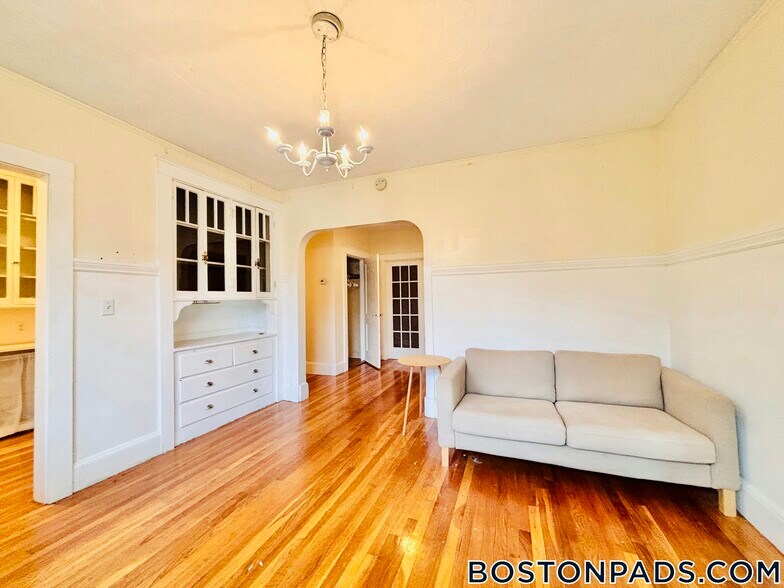 Building Photo - 38 Kirkwood Rd