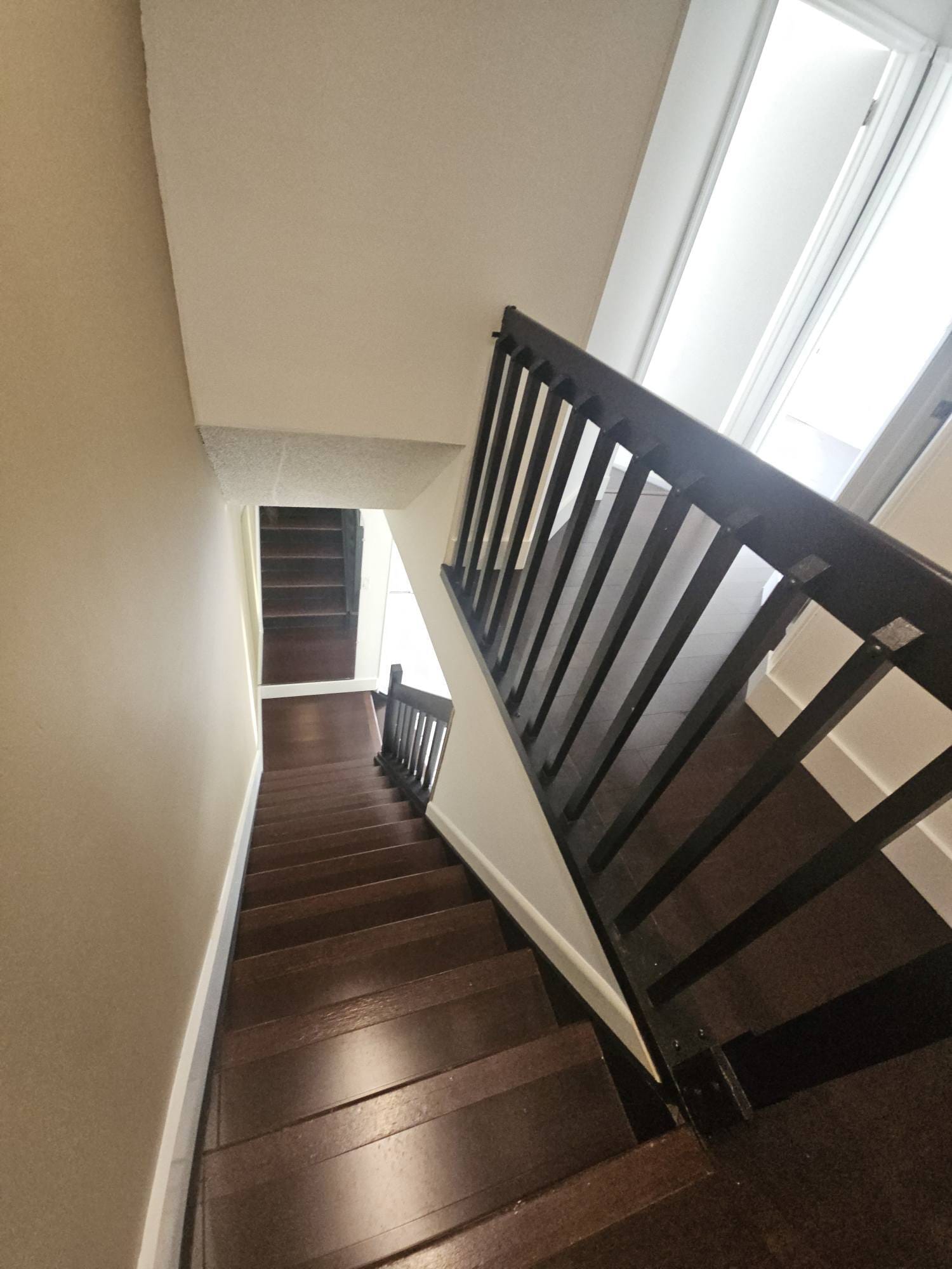 Building Photo - 2925 Belmont Ln