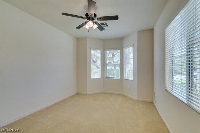 Building Photo - 10228 Questa Sera Ct