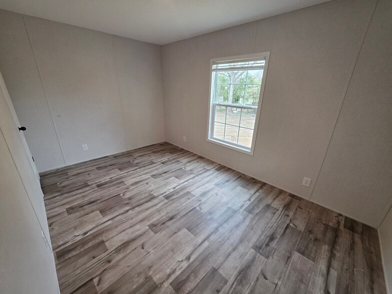 Building Photo - 401 Coogan Williams Rd