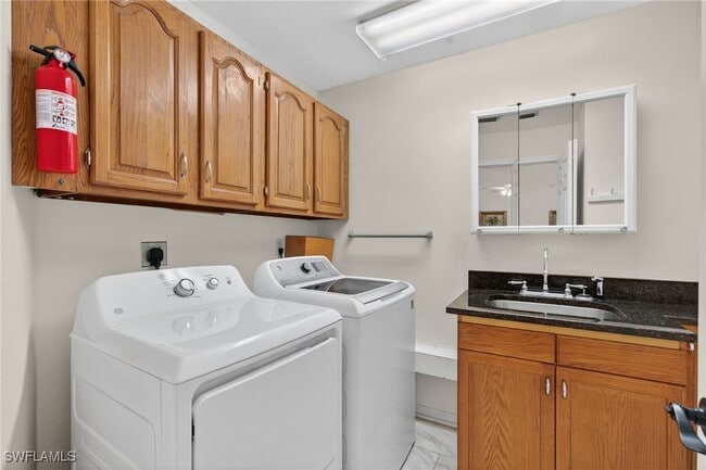 Building Photo - 112 Bordeaux Cir