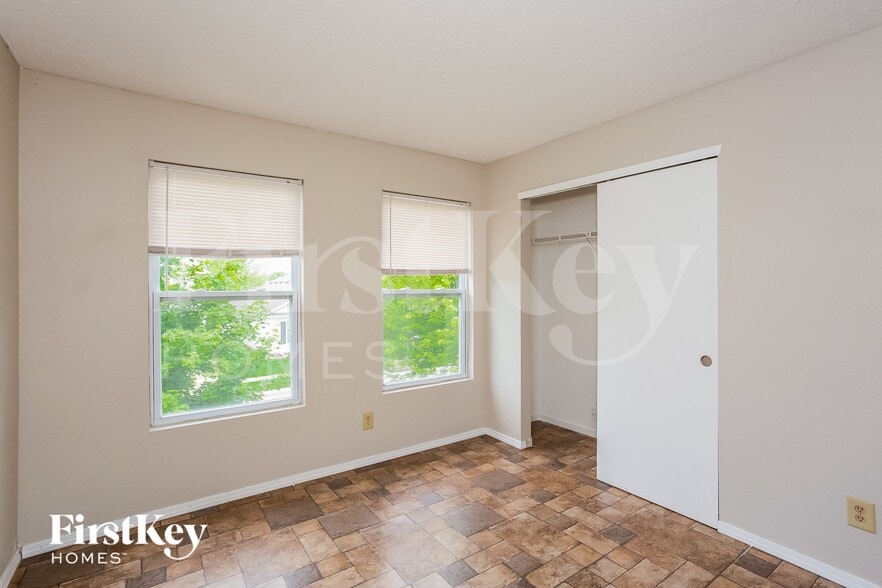 Building Photo - 12205 Lindley Dr