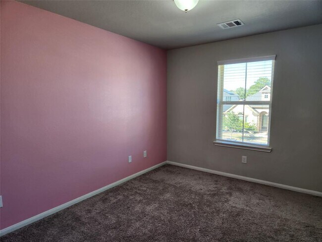 Building Photo - 119 Covington Ct