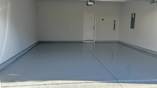 Building Photo - 210 Timber Fls Dr