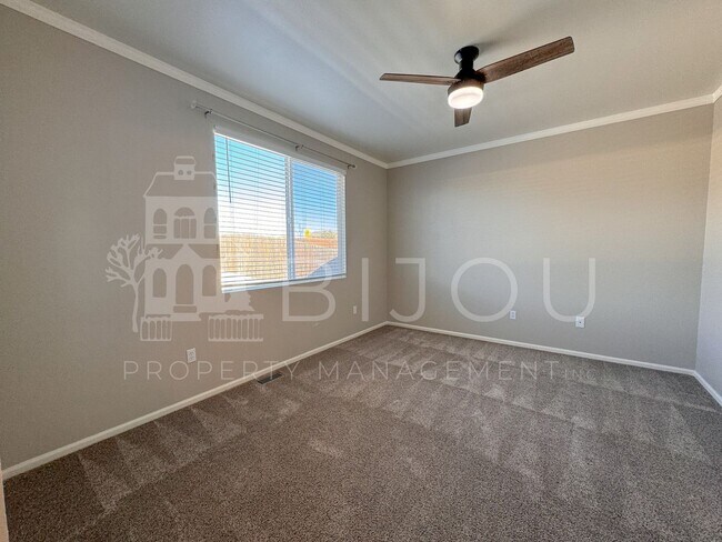 Building Photo - Woodmen Hills Ranch Home