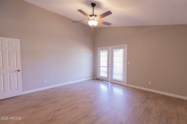 Building Photo - 2034 S Paseo Loma