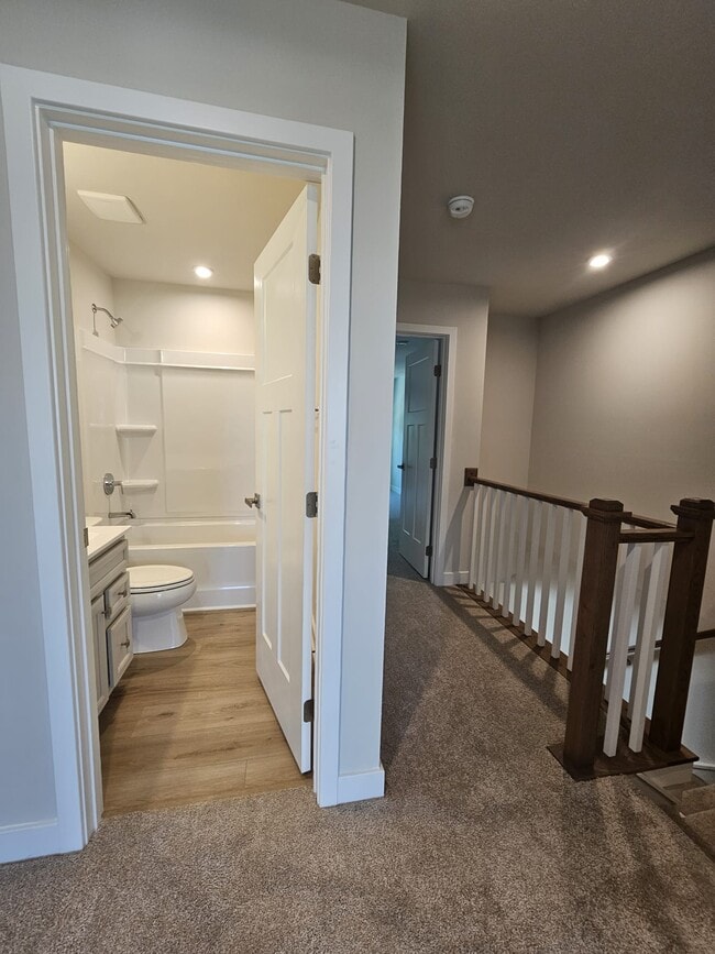 Building Photo - 336 Lograto Ln