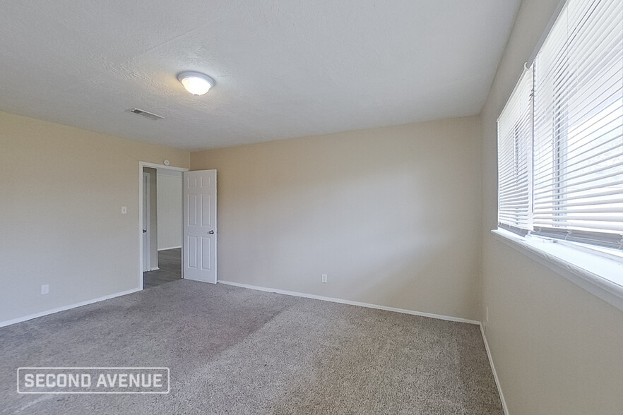 Building Photo - 10810 Sagedowne Ln
