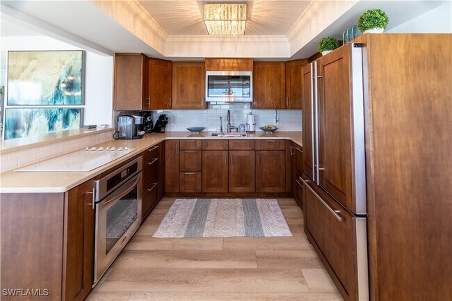 Building Photo - 9051 Gulf Shore Dr