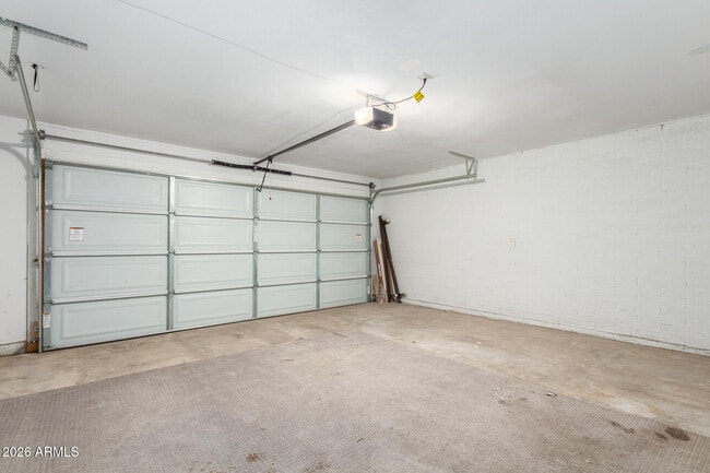 Building Photo - 3520 S Poplar St