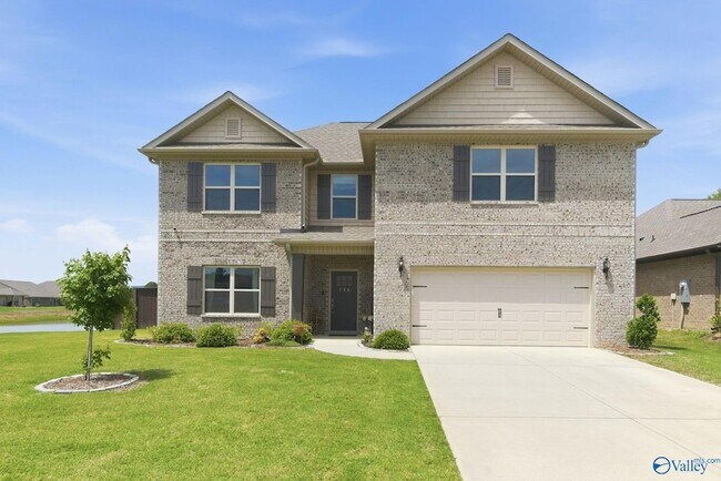 Building Photo - 135 Varina Dr