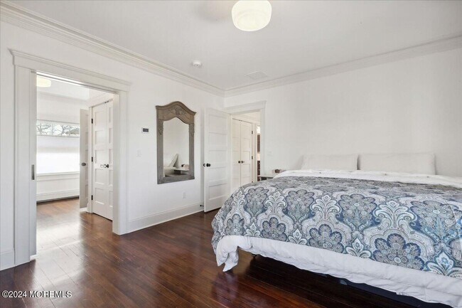 Building Photo - 102 Inlet Terrace