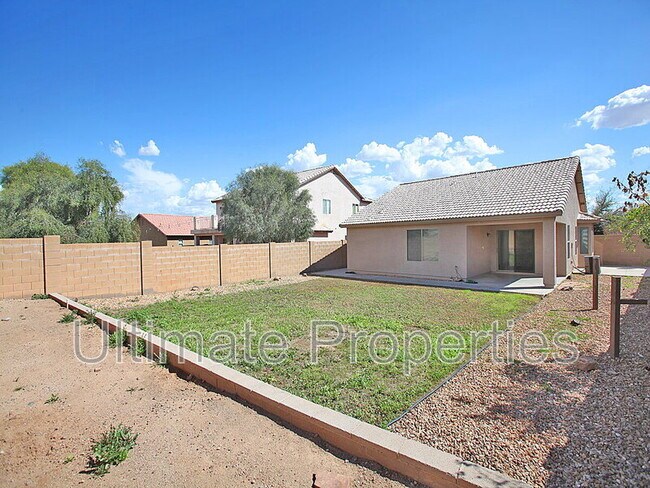 Building Photo - 25754 W Siesta Way