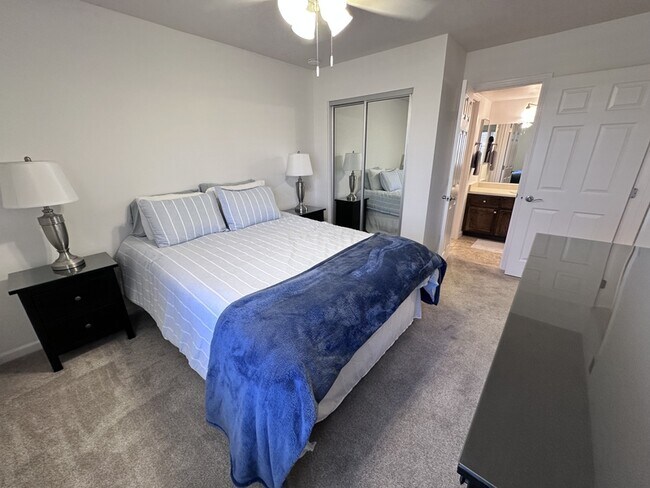 Building Photo - 441 Moser Ave