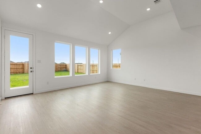 Building Photo - 6411 Symphony Wave Dr