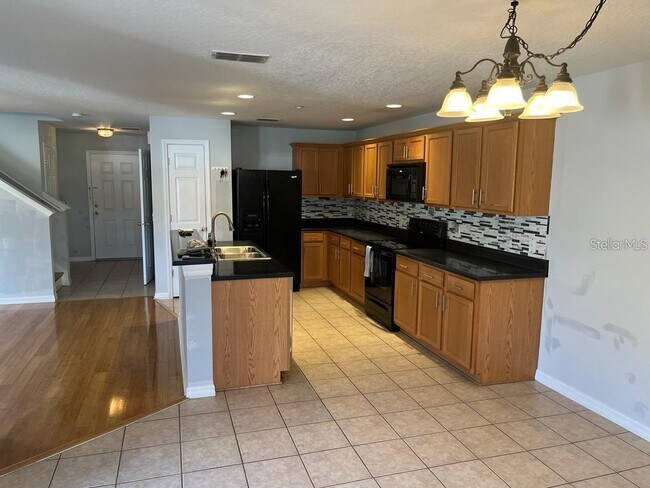 Building Photo - 399 Winter Nellis Cir