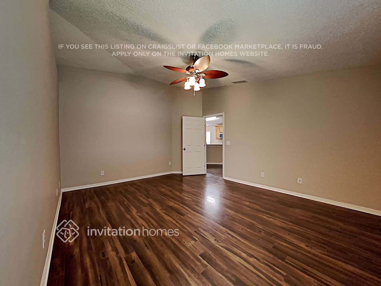 Building Photo - 4870 Manchester Dr