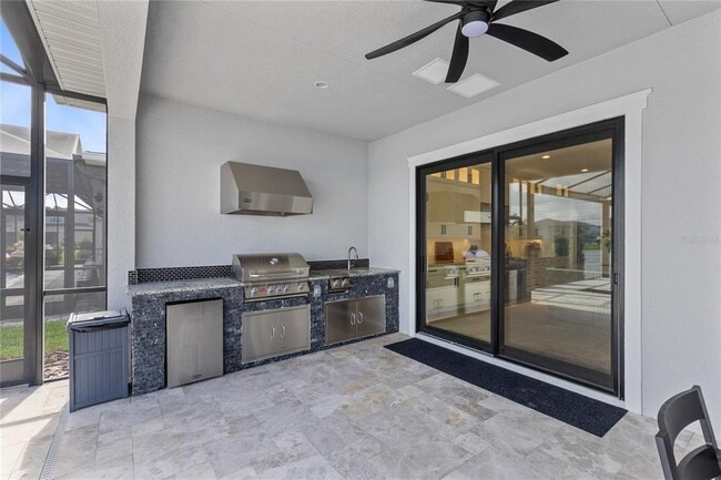 Building Photo - 9445 Santorini Dr