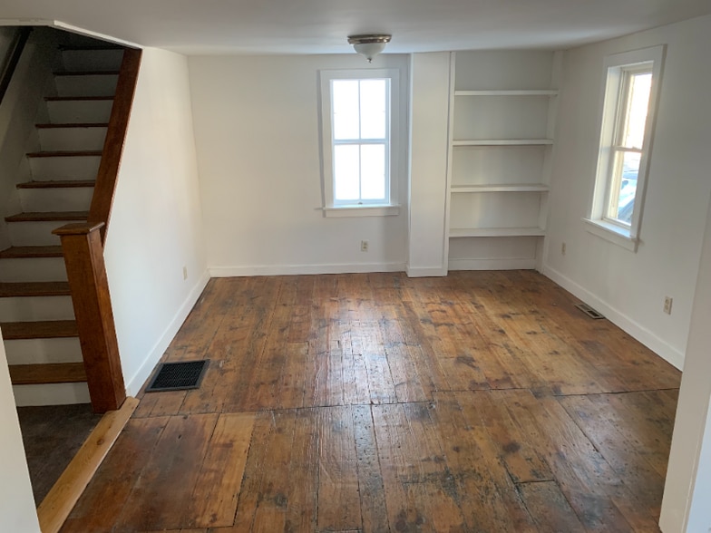 Building Photo - 26 Gault Ave