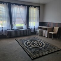 Building Photo - 435 N 39th St