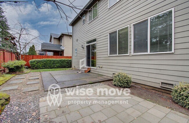 Building Photo - East Vancouver- Beautiful 5 bedroom