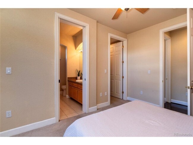 Building Photo - Beautiful 2 bedroom Condo in Uptown Area