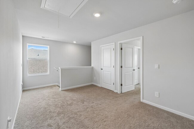 Building Photo - 4922 Barnburgh Ln