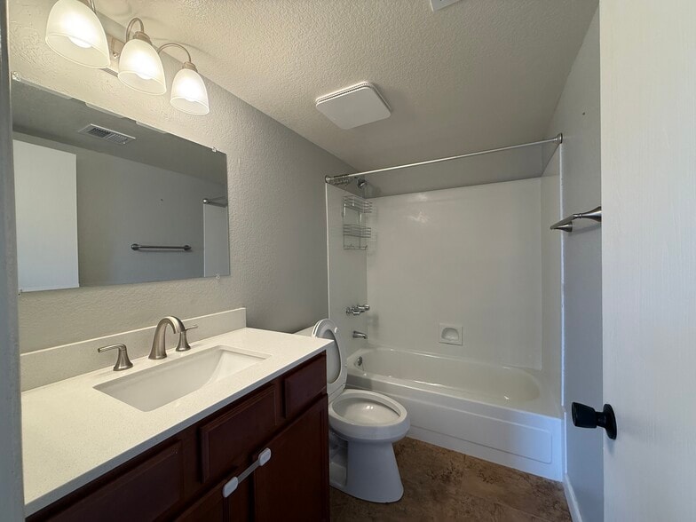 Building Photo - 3635 N 37th St