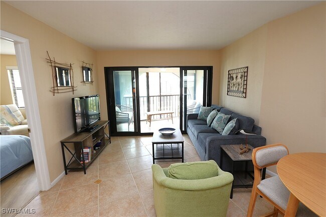 Building Photo - 1023 Anglers Cove