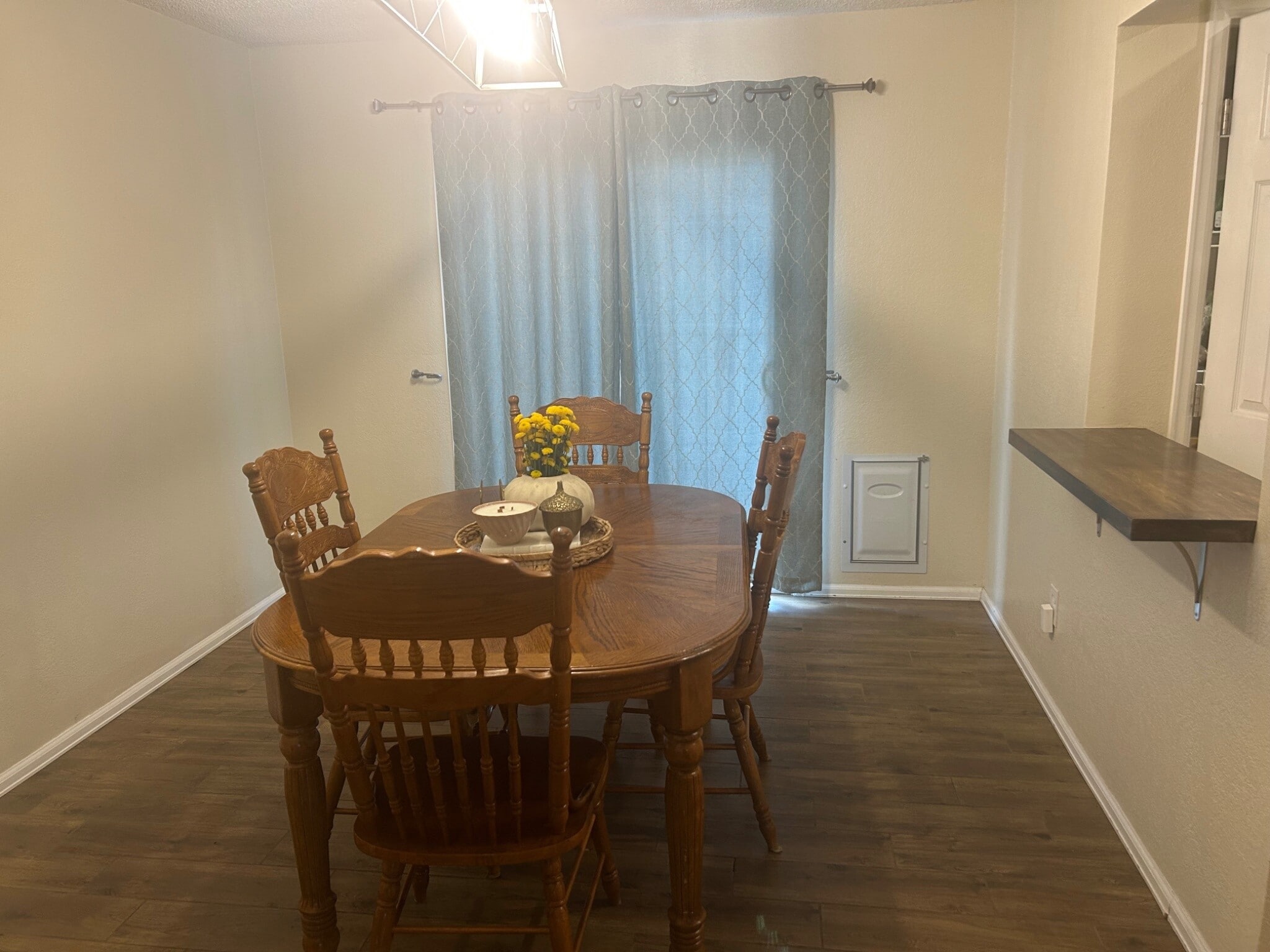 Building Photo - 5890 Del Paz Dr
