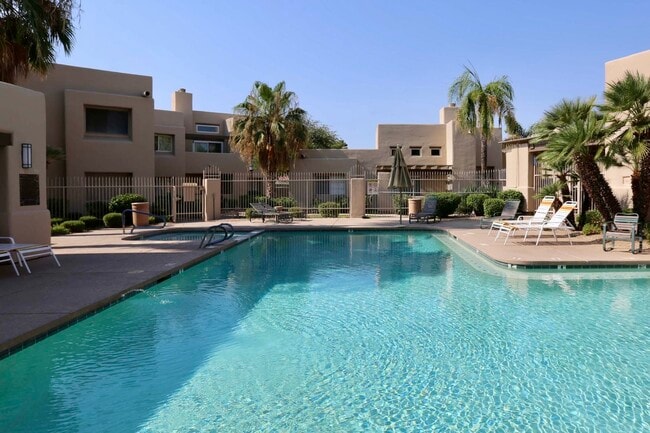 Building Photo - 11333 N 92nd St