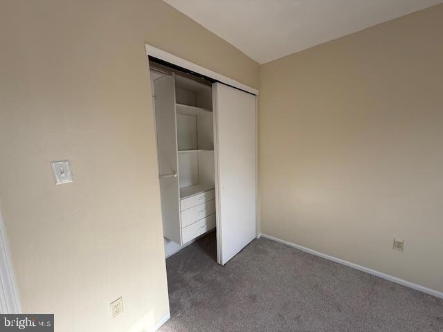 Building Photo - 27 Stratton Ct