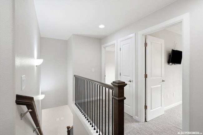 Building Photo - 1553 N Ravens Best Cir