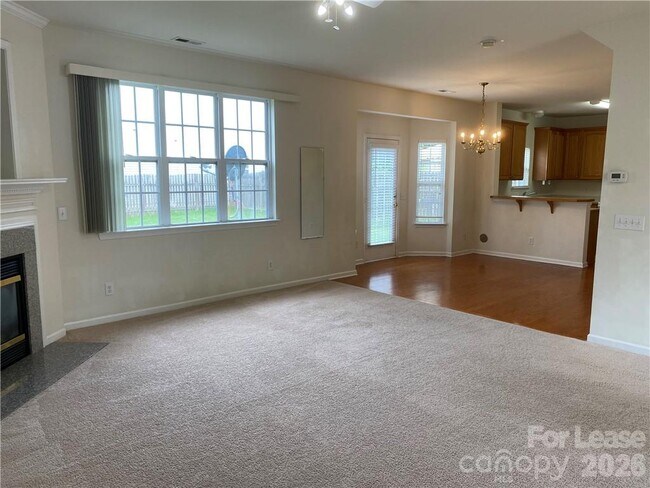 Building Photo - 17332 Newlands Corner Ln
