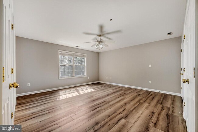 Building Photo - 8375 Mitzy Ln