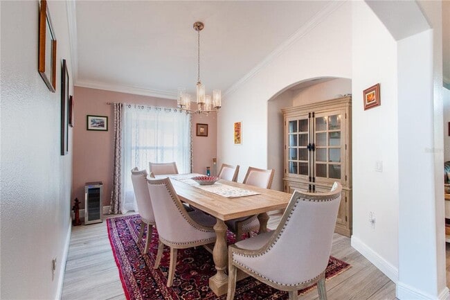 Building Photo - 16204 Nottingham Park Way