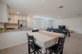 Building Photo - 402 Filibusters Trail