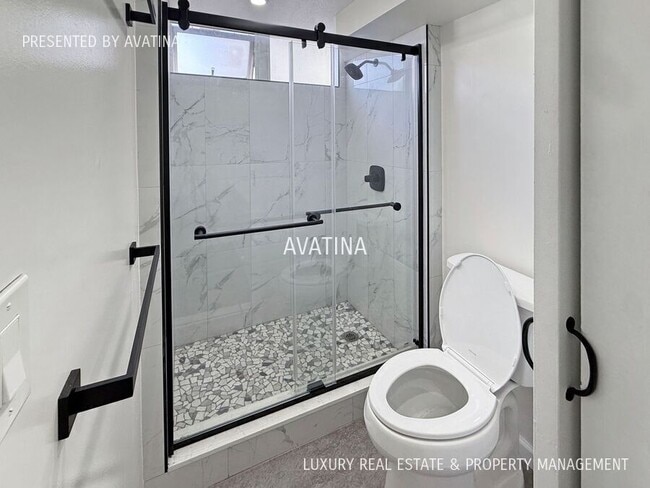 Building Photo - 225 Ka?iulani Ave