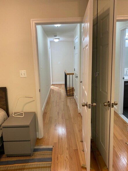 Building Photo - 1632 New Jersey Ave NW