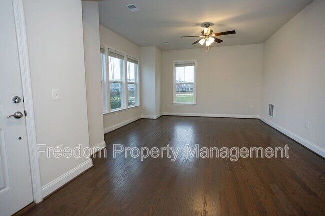 Building Photo - 17137 Branched Oak Rd