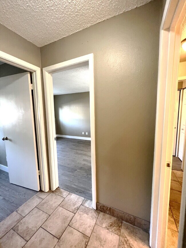 Building Photo - Modern Comfort and Convenience—2BR Condo