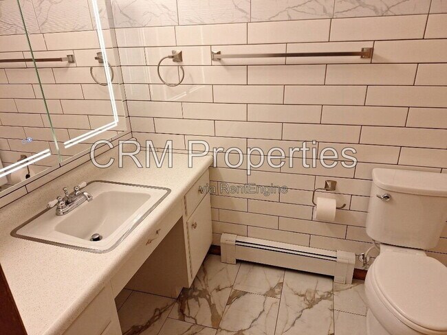 Building Photo - 3505 Melody Ln W