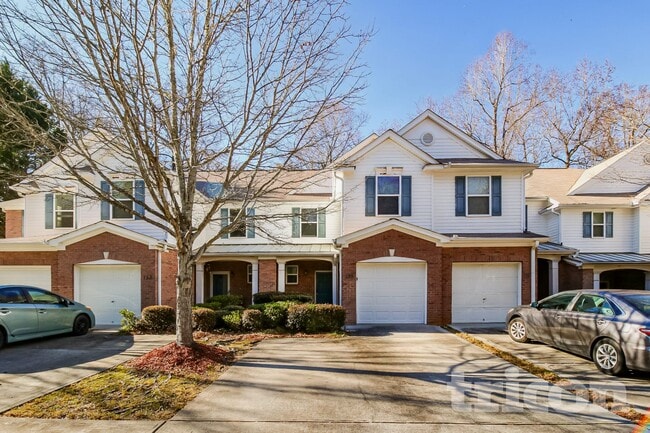 Building Photo - 135 Ellis Drive