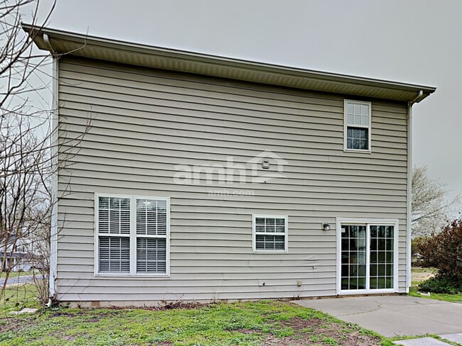Building Photo - 6110 Goldenfield Dr