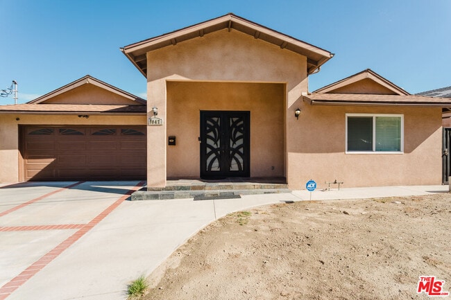 Building Photo - 9047 Riderwood Dr