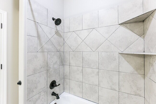 Building Photo - Spacious 4 Bed Home Near Frenship Schools | Modern Build | 2022 Construction